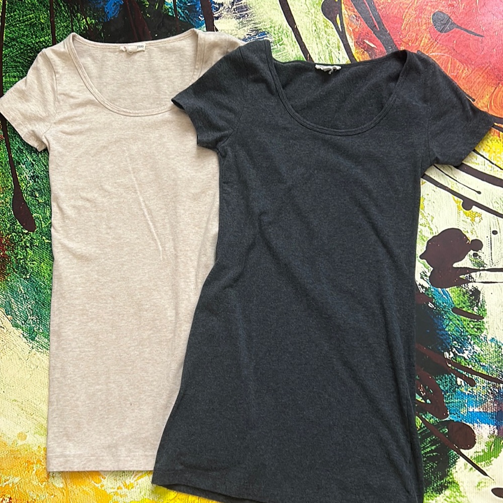 Two for one, Zenana outfitters, size medium, dark gray and cream, worn once